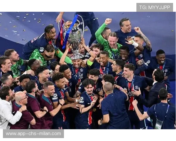 巴黎圣日耳曼豪阵再升级冲击欧冠冠军，巴黎圣日耳曼球队官方